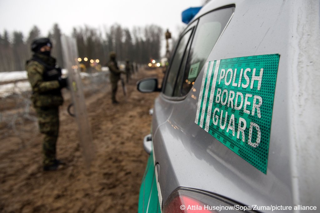 File photo: European countries like Poland, on the border with Belarus have repeatedly accused Belarus and Russia of 'hybrid attacks' and 'weaponized migration' | Photo: Attila Husejnow / picture alliance / SOPA Images via ZUMA Press Wire