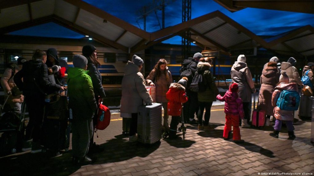 The influx of skilled workers from Ukraine has provided some relief to sectors facing labor shortages. | Photo: Artur Widak/NurPhoto/picture alliance