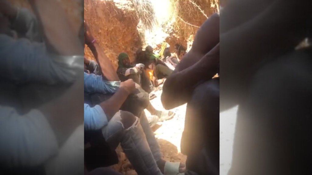 Migrants in the desert after being abandoned by Tunisian authorities, August 2024 | Photo: private