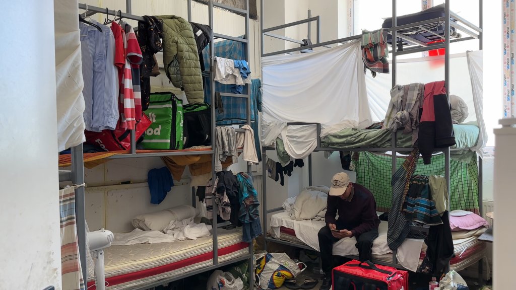 File photo: 6-10 Bangladeshi migrants are living in a room like this in Bucharest, Romania | Photo: Arafatul Islam / InfoMigrants