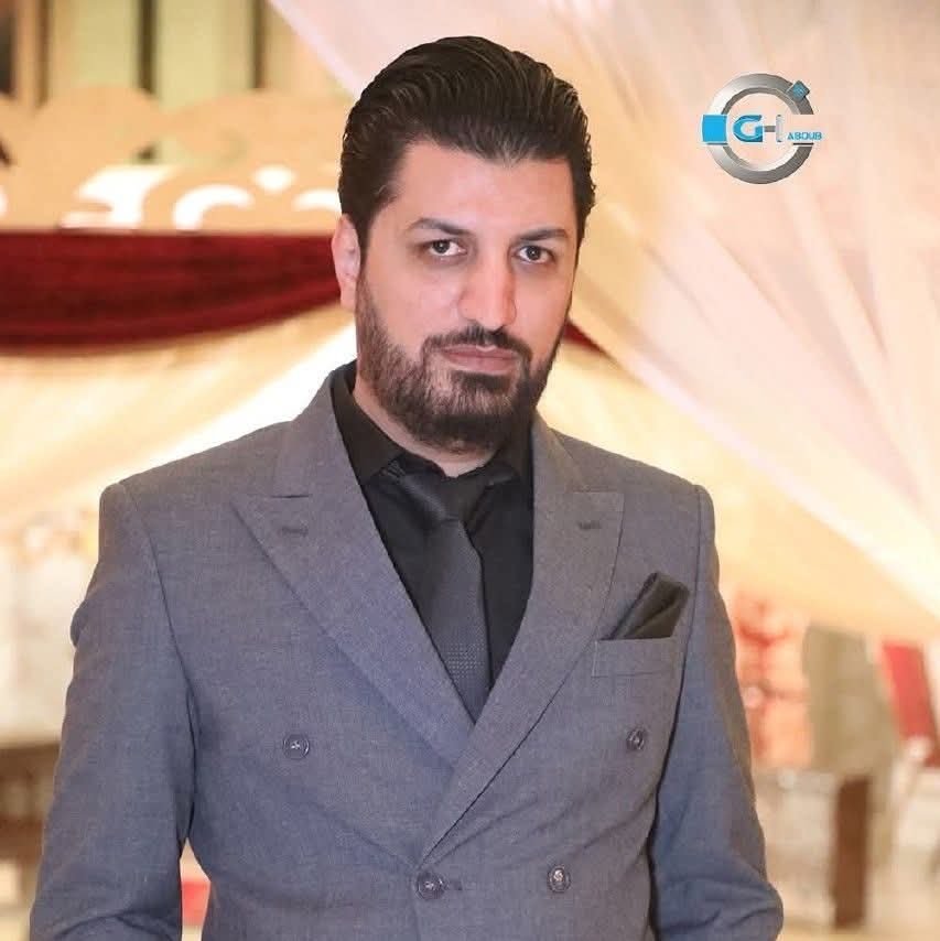 سالم من مدينة حمص غادر تركيا إلى دمشق للعيش والعمل في المجال التسويقي
