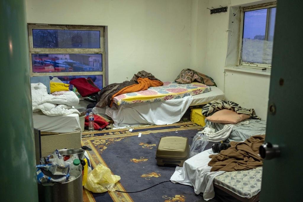 Hundreds of people lived in the "Unibéton" squat | Photo: Aurélie Ruby / InfoMigrants