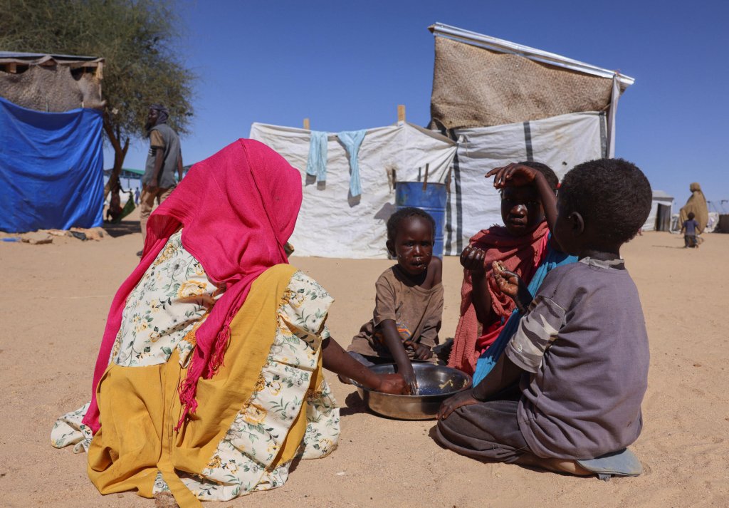 File photo: Sudanese refugees from El Fasher arrive in the transit camp in Tiné on the Chadian border in November 2025 | Photo: Amr Abdallah Dalsh / Reuters