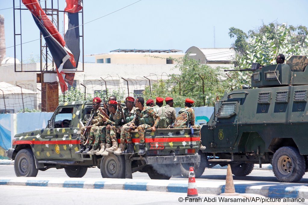 File photo: Somalia security officers patrol in Mogadishu in March 2024 | Photo: Farah Abdi Warsameh/AP/picture alliance