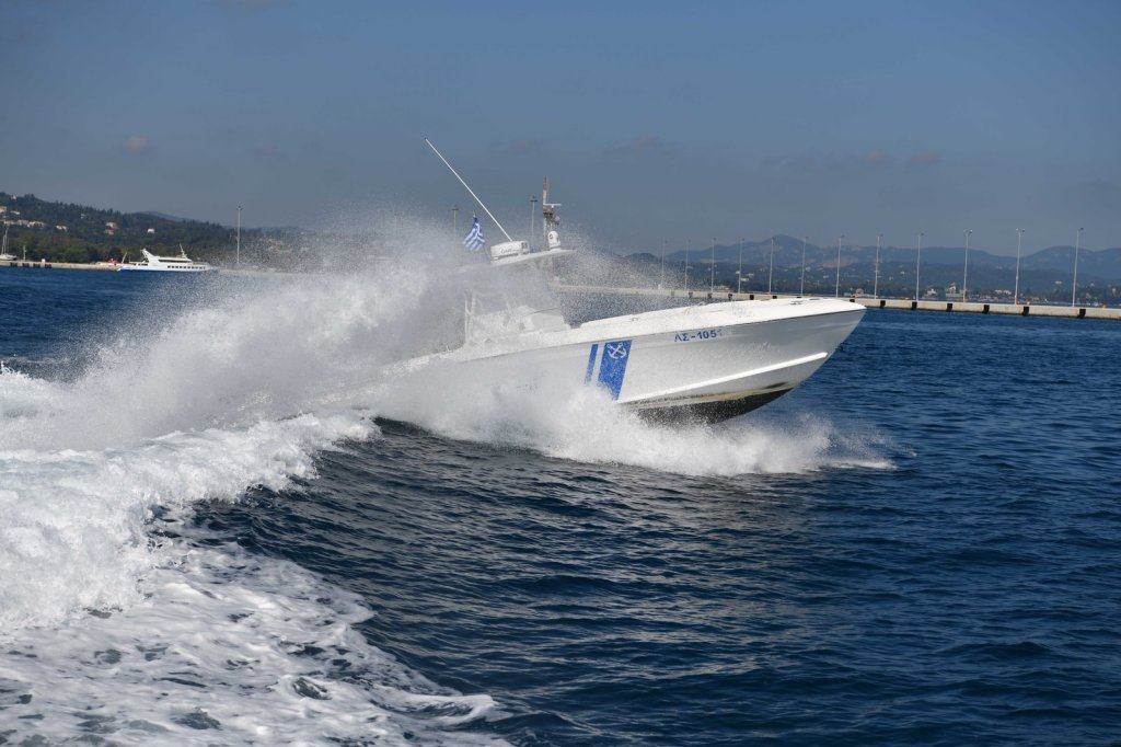 File photo: The Greek coast guard said its patrol boat had been involved in a high-speed chase with an alleged smuggler's boat off Symi | Source: Hellenic coast guard press office
