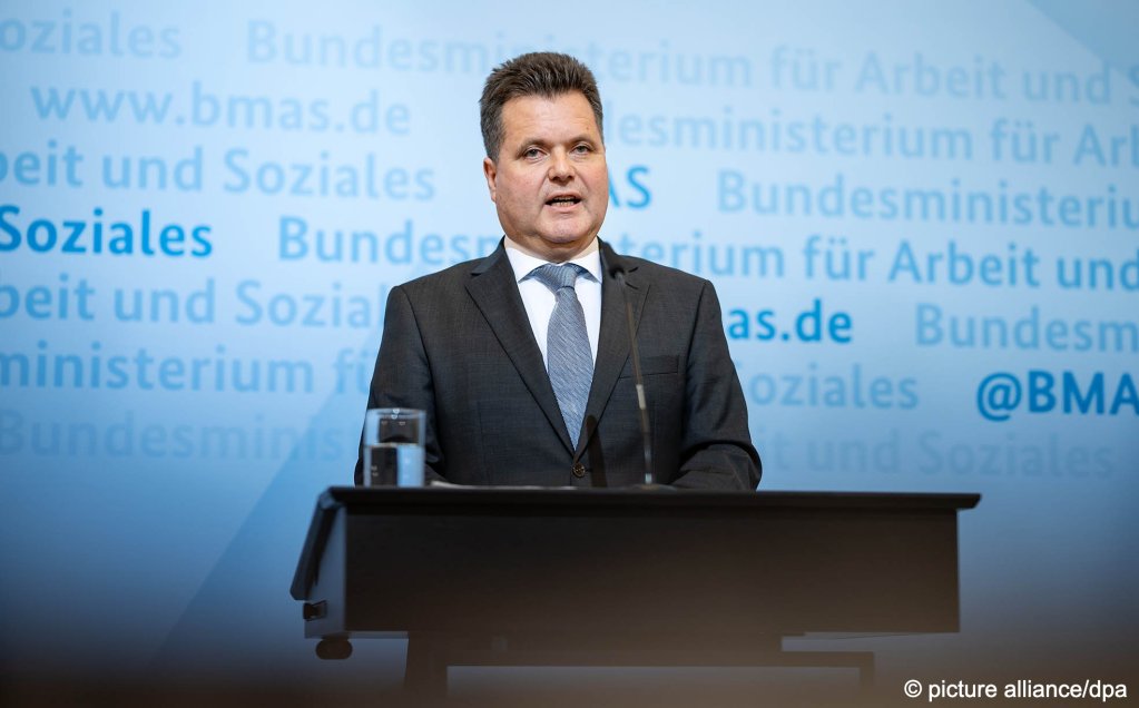 Jürgen Dusel is the German government's Commissioner for disability rights. He thinks the proposed reforms to the citizenship law could end up discriminating against disabled migrants, refugees and asylum seekers | Photo: Bernd von Jutrczenka / dpa / picture alliance