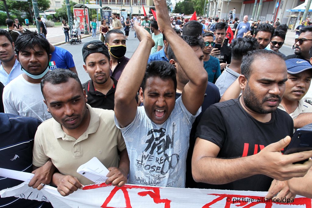 From file: Migrants living in Greece take part in a protest marking the World Refugee Day in Athens, Greece, June 20, 2020 | Photo: Picture-alliance