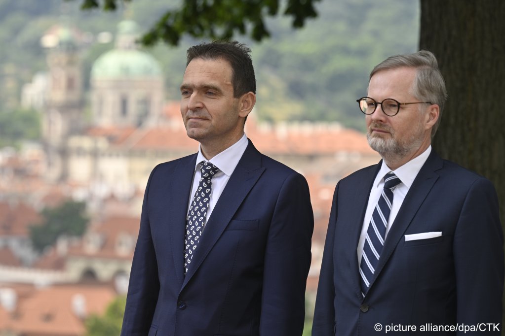 Slovak Prime Minister Ludovit Odor (left) and his Czech counterpart Petr Fiala in the Czech capital Prague on July 4, 2023 | Photo: Vit Simanek/CTK/picture-alliance