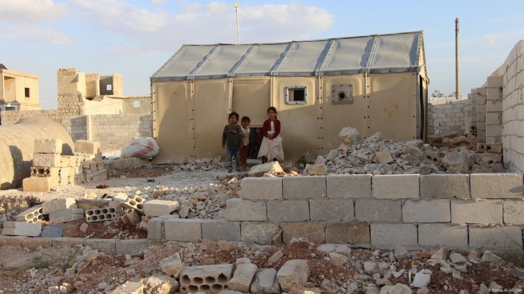 After years of war, returnee children near Idlib have no schools to attend | Photo: Sonia Al-Ali/DW