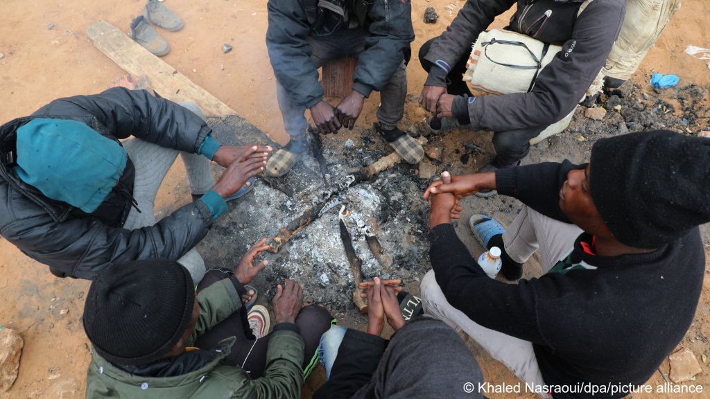 File photo used as illustration: Tunisia is one of the countries to be added to the list of 'safe countries' but sub-Saharan African migrants report not feeling safe at all there, and having to camp together to provide a modicum of protection | Photo: Khaled Nasraoui / dpa / picture alliance