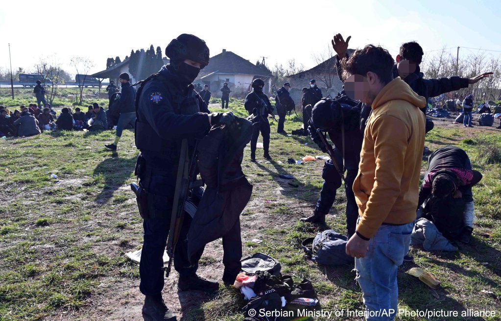 Serbia: Man Shot In Border Town Clash Between Migrants And Smugglers ...