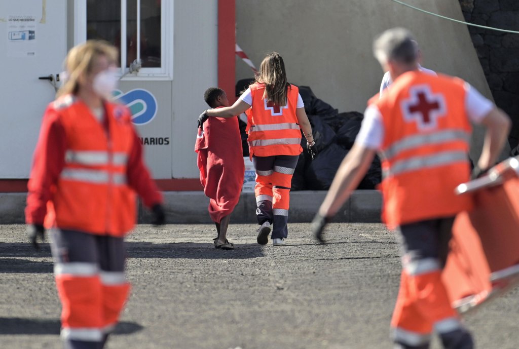 From file: Some of the migrant minors who reach Spain's Canary Islands are under the age of 12 | Photo: EPA/GELMERT FINOL