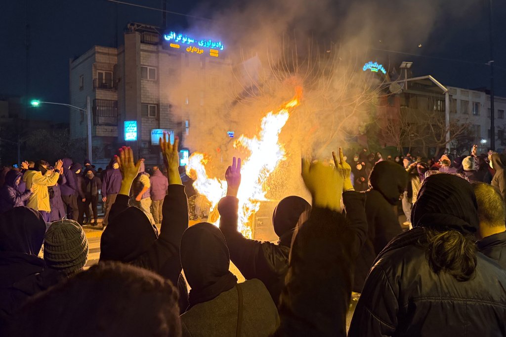 File photo: Iranians attend an anti-government protest in Tehran, Iran, January 9, 2026 | Photo: UGC via AP