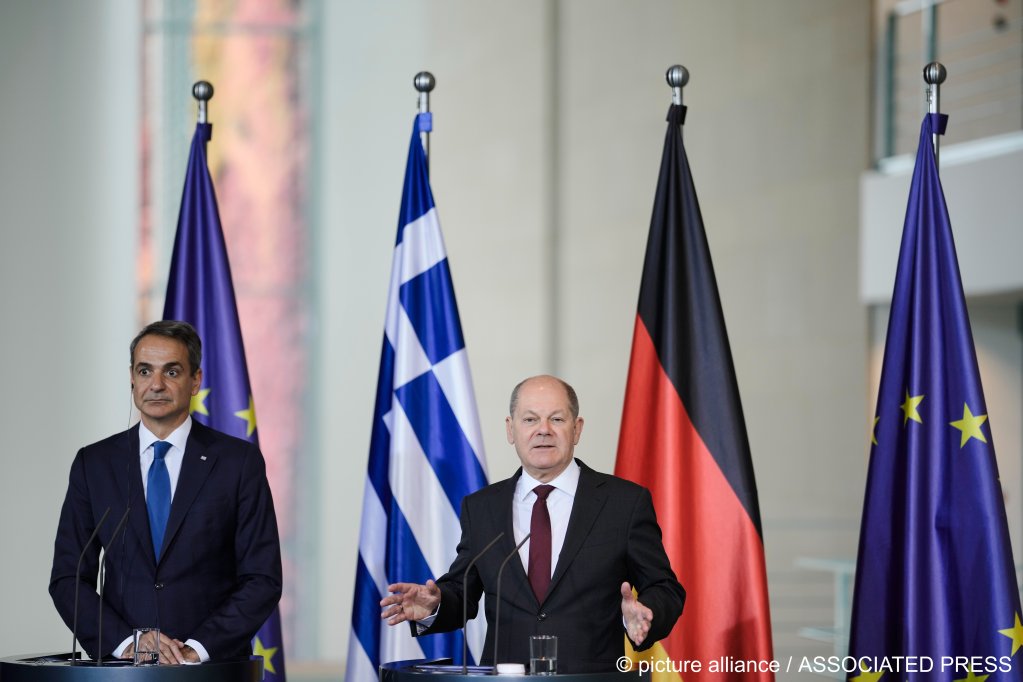 Η Γερμανία και η Ελλάδα έχουν αρχίσει να επιβραδύνουν τον αριθμό των μεταναστών