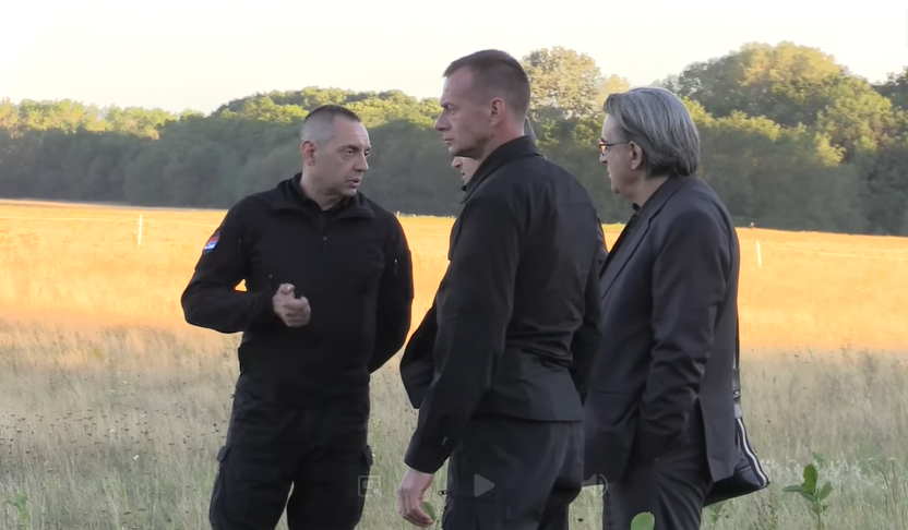 Serbian Interior Minister Aleksandar Vulin is present during the operation by Serbian forces on Thursday | Photo: Screenshot from video released by the Serbian Interior Ministry 