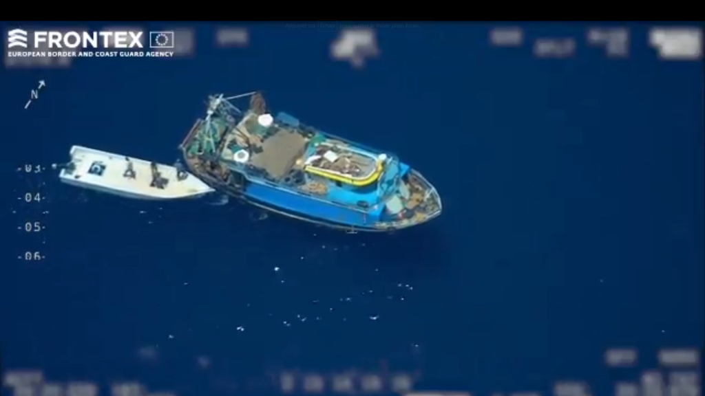 Italian authorities arrest smugglers following an alert from Frontex | Source: Screenshot