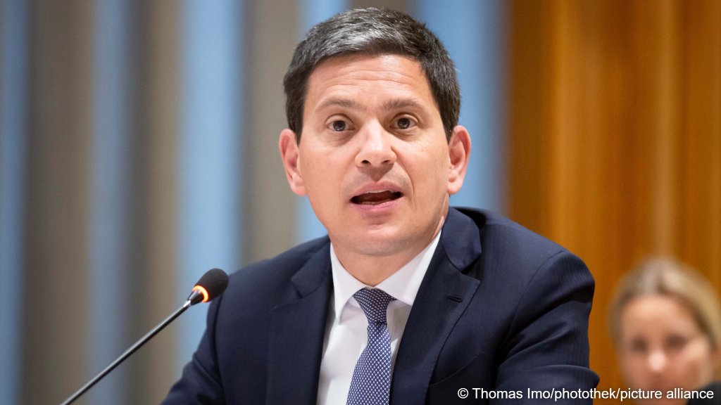David Miliband, President of the International Rescue Committee | Photo: Thomas Imo / picture alliance/photothek