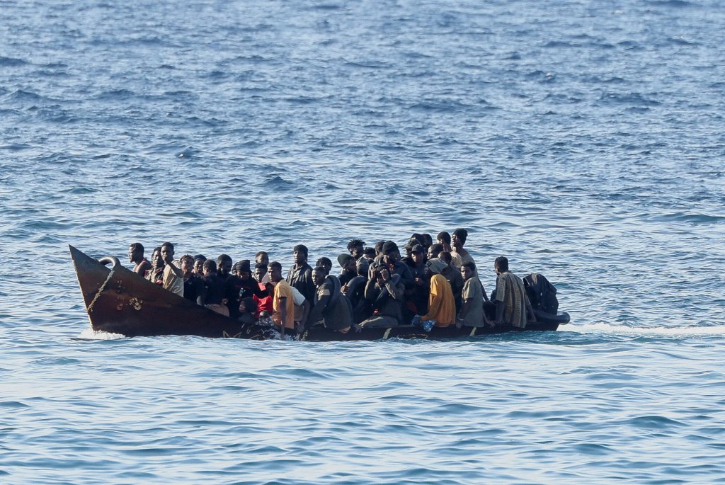 File photo: Each year, thousands of migrants risk their lives, embarking on risky irregular journeys from North Africa towards Europe | Photo: Yara Mardi/Reuters