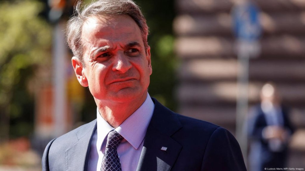 File photo: Amid sharp criticism, Greek Prime Minister Kyriakos Mitsotakis defended his government's decision to suspend asylum applications for three months | Photo: Ludovic Marin/AFP/Getty Images