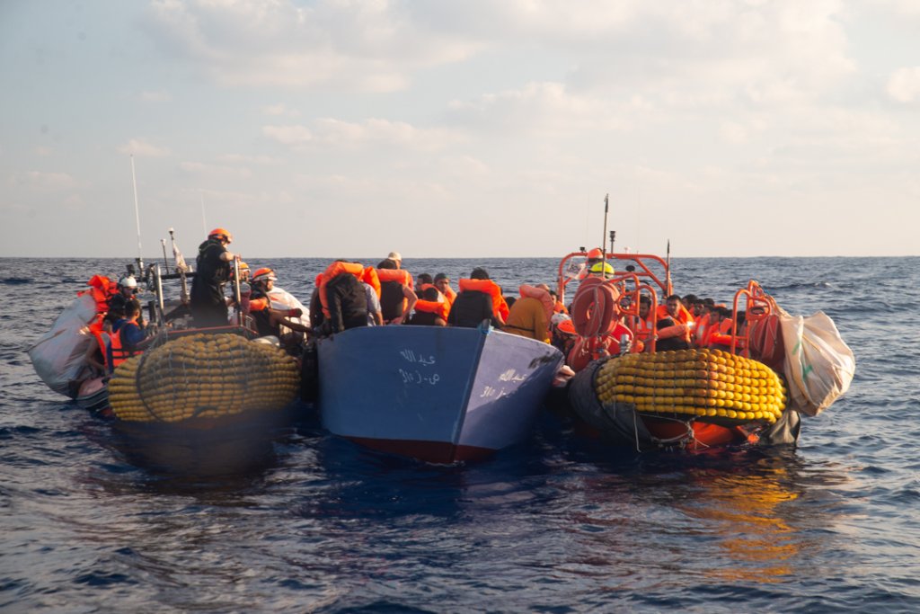 The Ocean Viking ship rescues 68 shipwrecked people from a wooden boat that departed from Zuwara, Libya (10 September 2023) | Photo: Alisha Vaya / SOS MEDITERRANEE