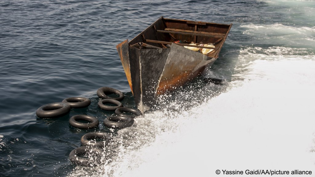 File photo: A boat used by migrants who tried to reach Europe off the city of Sfax in Tunisia on August 11, 2023 | Photo: Yassine Gaidi/AA/picture alliance