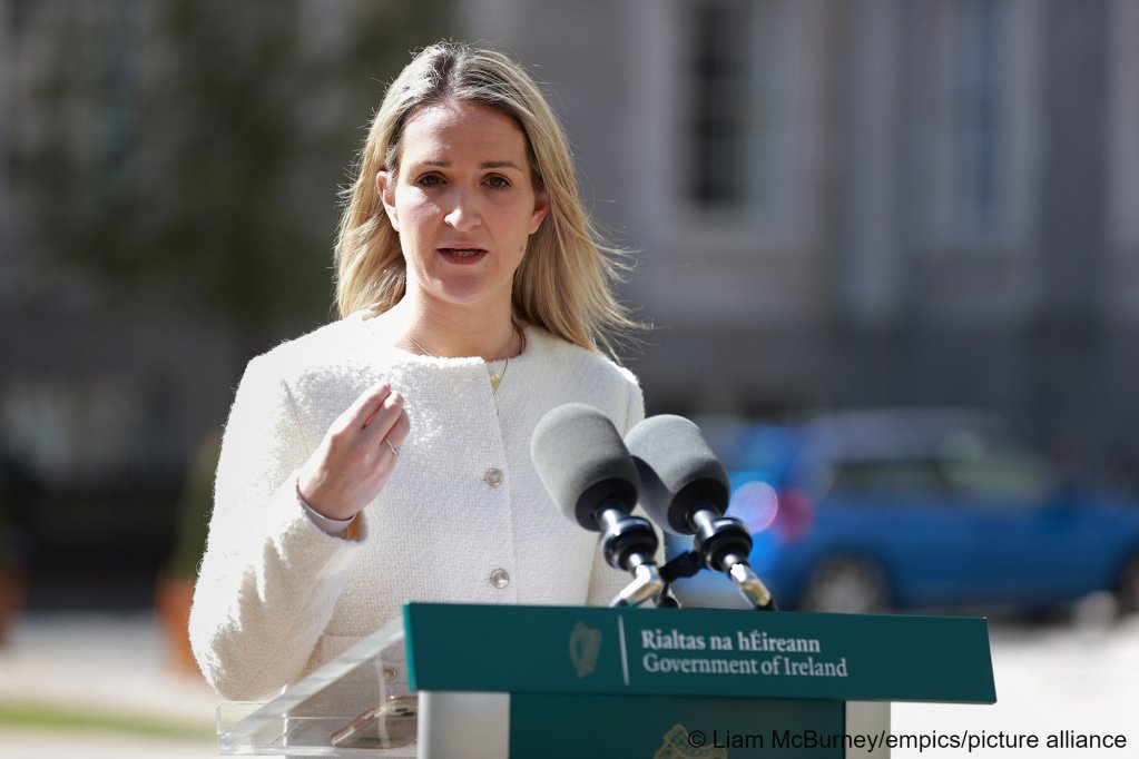 From file: The Irish government, including Justice Minister Helen McEntee, has promised it will begin returning migrants to Britain who arrived from the UK by the end of May | Photo: Liam McBurney/empics/picture alliance