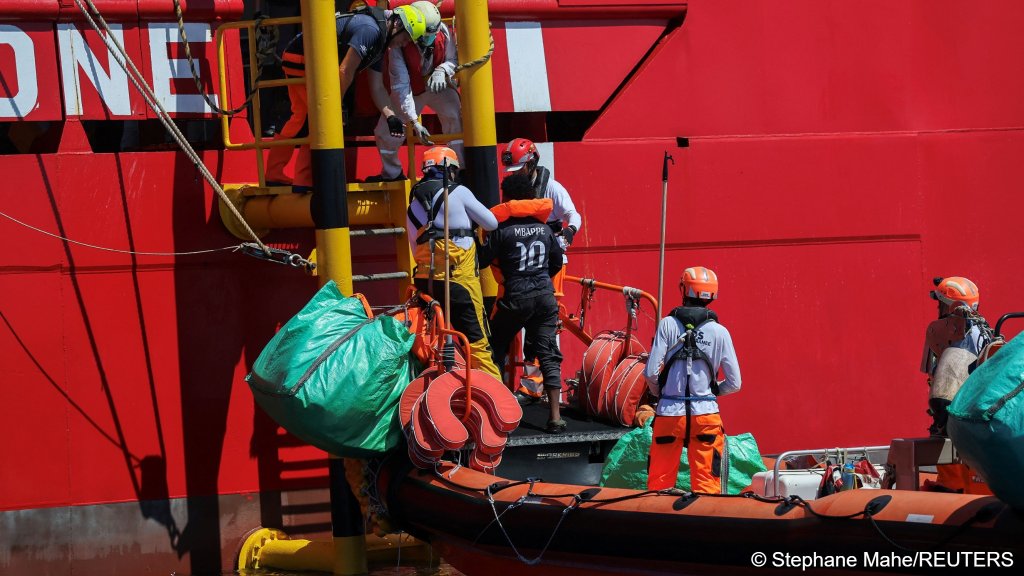 Search and rescue organizations are under mounting pressure to sustain operations amidst diminishing budgets and punitive measures by State authorities | Photo: Stephane Mahe/REUTERS