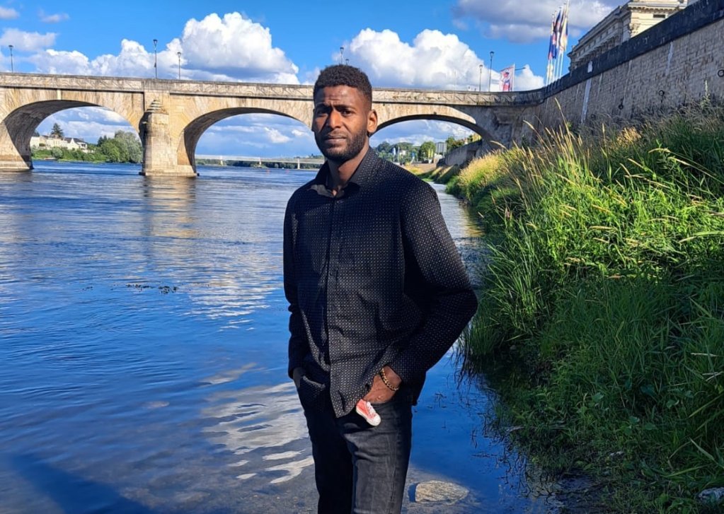 "La lecture, selon moi, c'est la nourriture de l'esprit. Mais il faut être prêt mentalement", confie Ibrahima. Crédit : DR