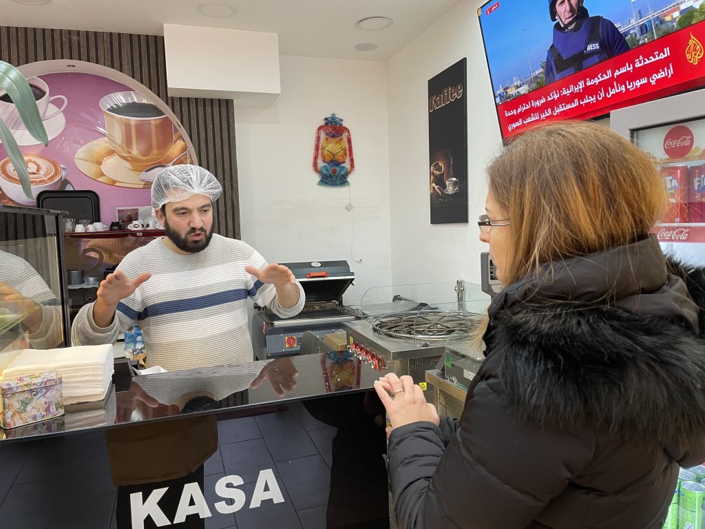 Dia Al-Dorgmani, a Kurdish Syrian man spoke to InfoMigrants reporter Daline Salahie in Bad Godesberg, December 10, 2024 | Photo: Marion MacGregor / InfoMigrants