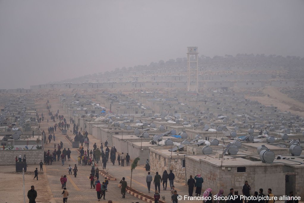 Turkey has been sending Syrians back to safe zones established in Idlib Province along its border for many months now; Lebanon might follow suit with a similar plan | Photo: AP Photo/Francisco Seco