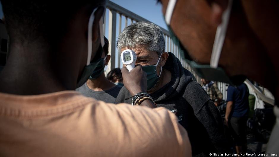 Coronavirus prevention measures are in force at the Kara Tepe camp | Photo: Nicolas Economou/NurPhoto/Picture-alliance