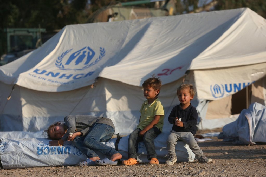 Παιδιά στο στρατόπεδο προσφύγων Kara Tepe στη Λέσβο, τον Σεπτέμβριο του 2020.  Φωτογραφία: EPA / Ορέστης Παναγιώτου