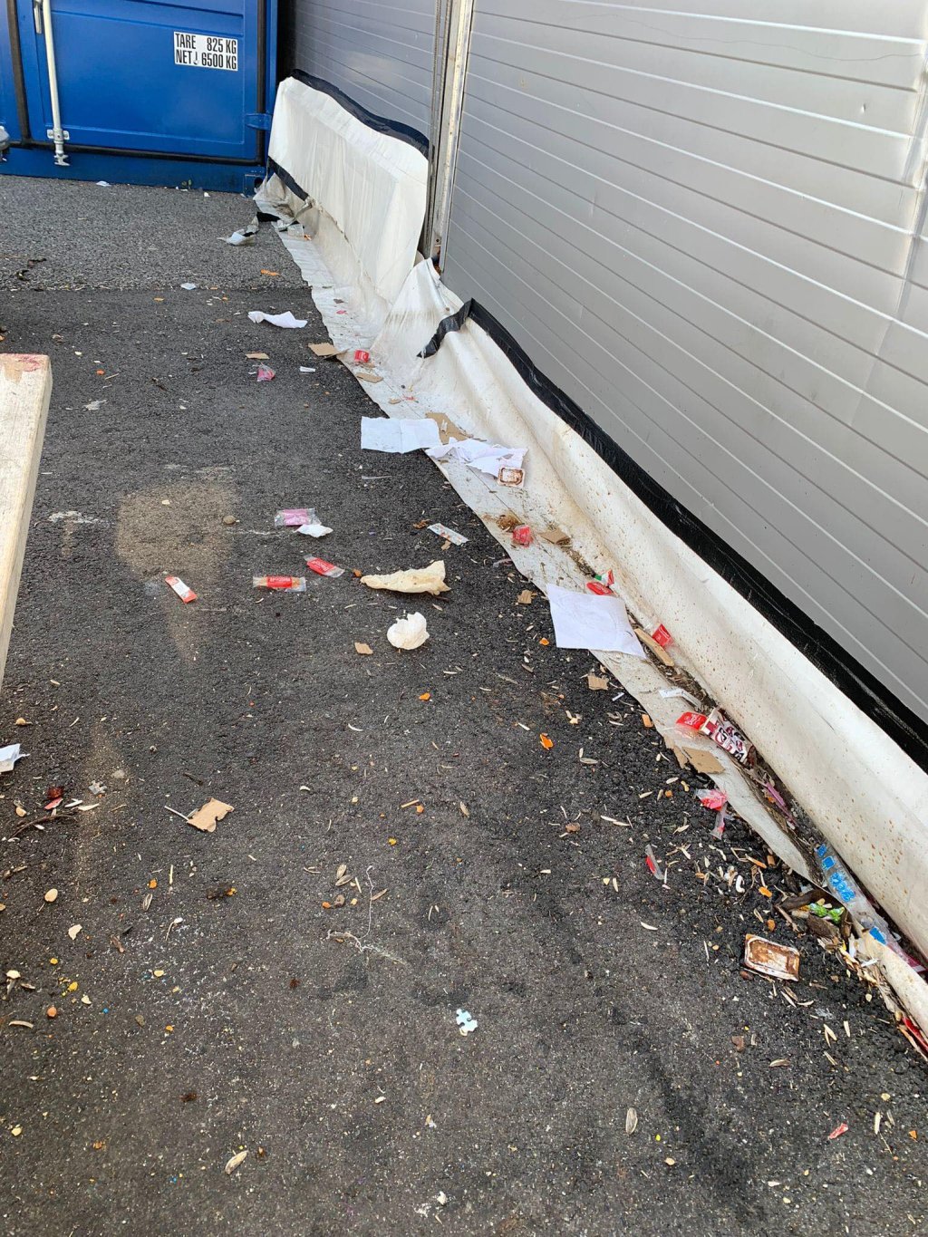 Trash on the ground and portaloos: Residents say they cannot lead dignified lives in Luxembourg's reception facilities | Source: Facebook/Inna Yaremenko