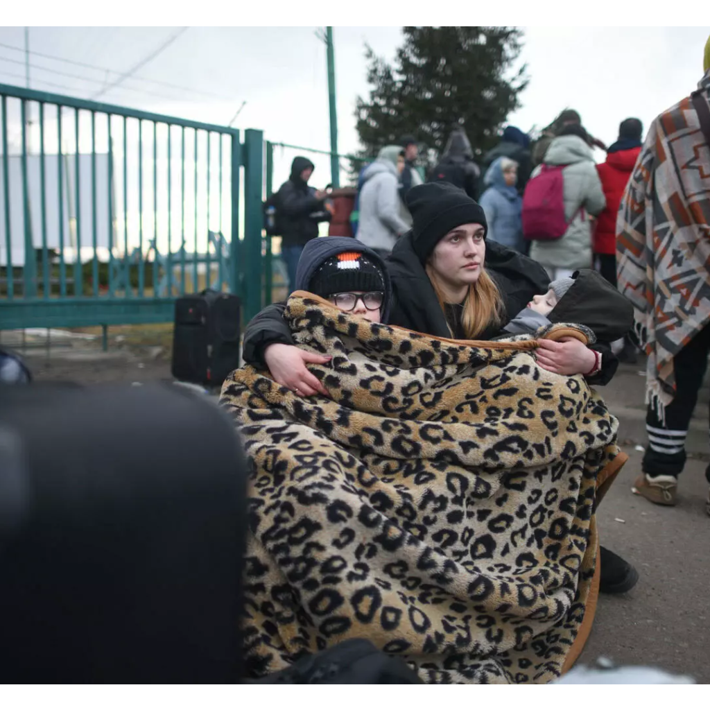 Sofia est bloquée du côté ukrainien de la frontière avec deux enfants âgés de 8 ans et 3 ans et demi. Crédit : Mehdi Chebil
