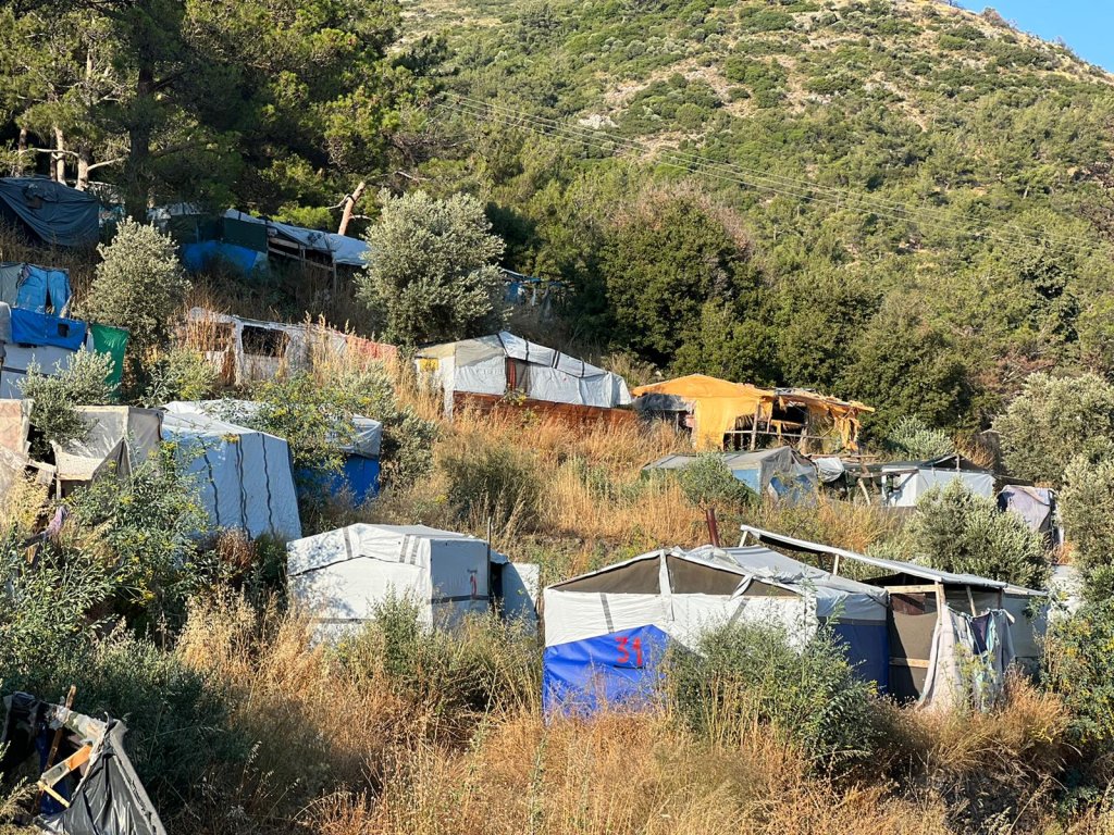 Samos asylum seeker shelters at the old Vathy camp, June 16, 2022 | Photo: Shabnam Alokozay/InfoMigrants