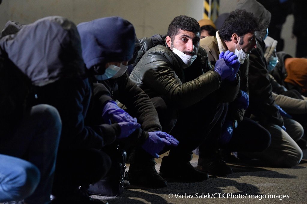 Czech customs officers found 48 illegal migrants, probably Syrians, in a semitrailer truck they stopped and checked on the D2 highway near Breclav in the Czech Republic on November 5, 2020 | Photo: CTK Photo/Vaclav Salek)