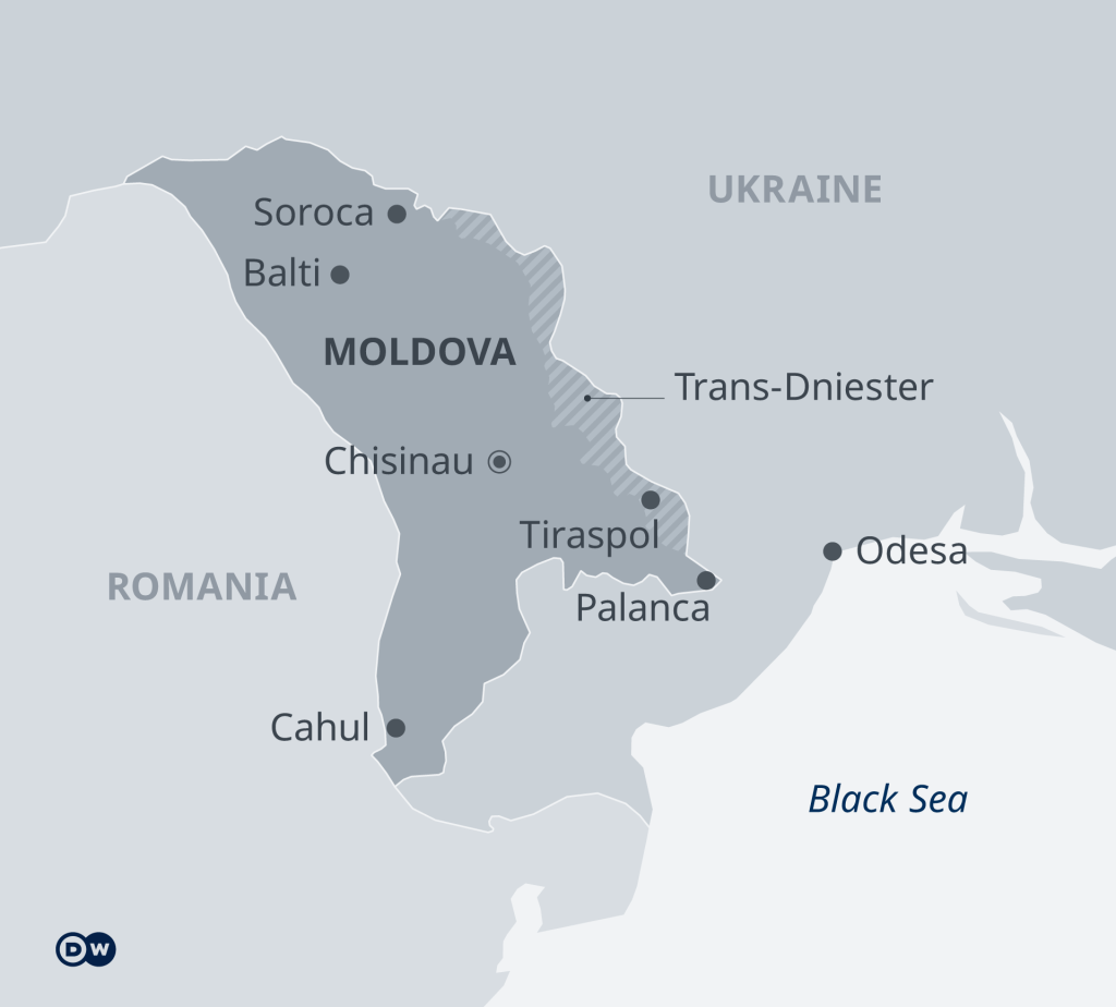 Map of Moldova with neighboring countries Ukraine and EU member state Romania | Source: DW