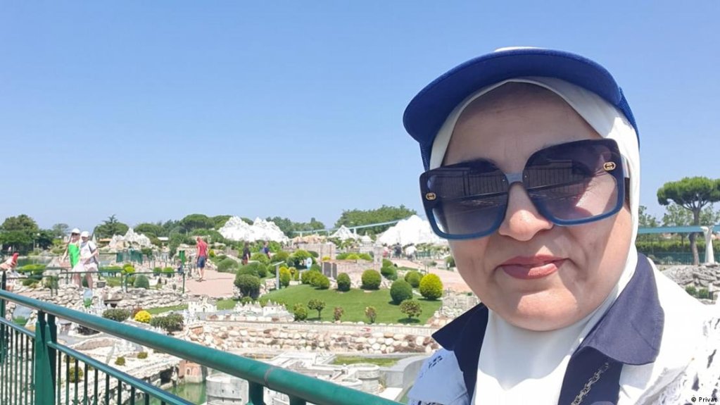 Sanaa Abukalam has faced racism on the streets, and can't find a job in her chosen field | Photo: Privat