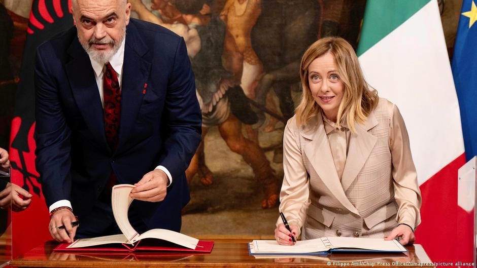 Italy plans to open asylum processing centers in Albania under a new deal | Photo: Filippo Attil/Chigi Press Office/Zumapress/picture alliance