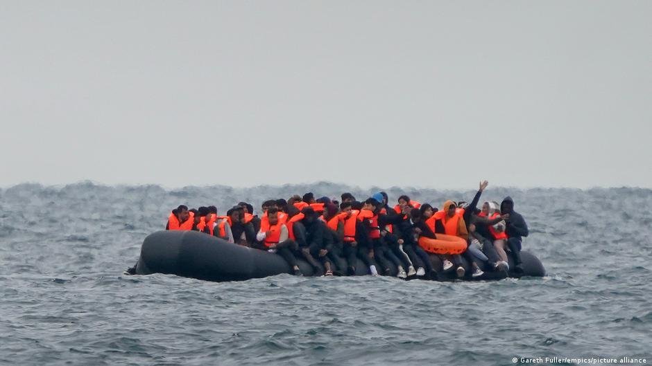 The UK government hopes to deter people from coming to the country to claim asylum | Photo: Gareth Fuller/empics/picture alliance