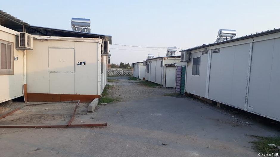 Long-time refugees from Afghanistan are still stuck in camps like this one near Thessaloniki | Photo: Nemat Tajik via DW