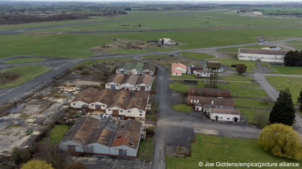 An ariel view of RAF Wethersfield in Essex, UK showing the rural nature of the site | Photo: Joe Giddens/empics /picture alliance