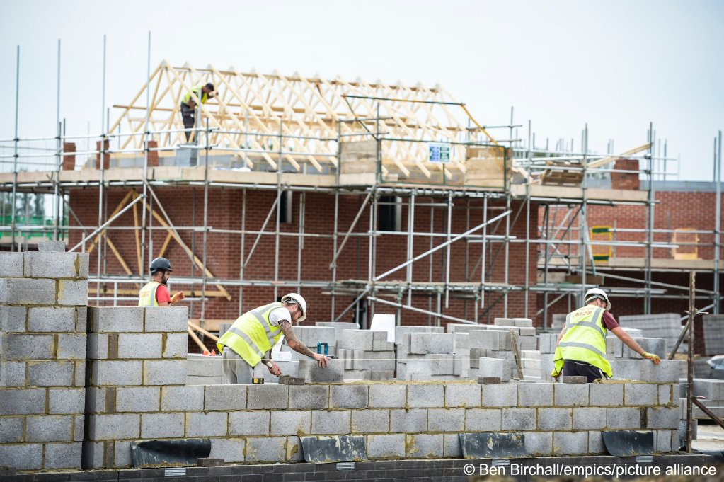 The construction industry has suffered from a shortage of skilled workers, with a report in 2017 saying that it was easier to employ a ballet dancer from outside the EU than a quantity surveyor | Photo: Ben Birchall/PA Wire