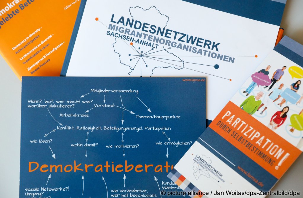 File photo: LAMSA brings together around 60 organizations and people working for and representing migrants in Saxon Anhalt | Photo: Jan Woitas / dpa / picture alliance
