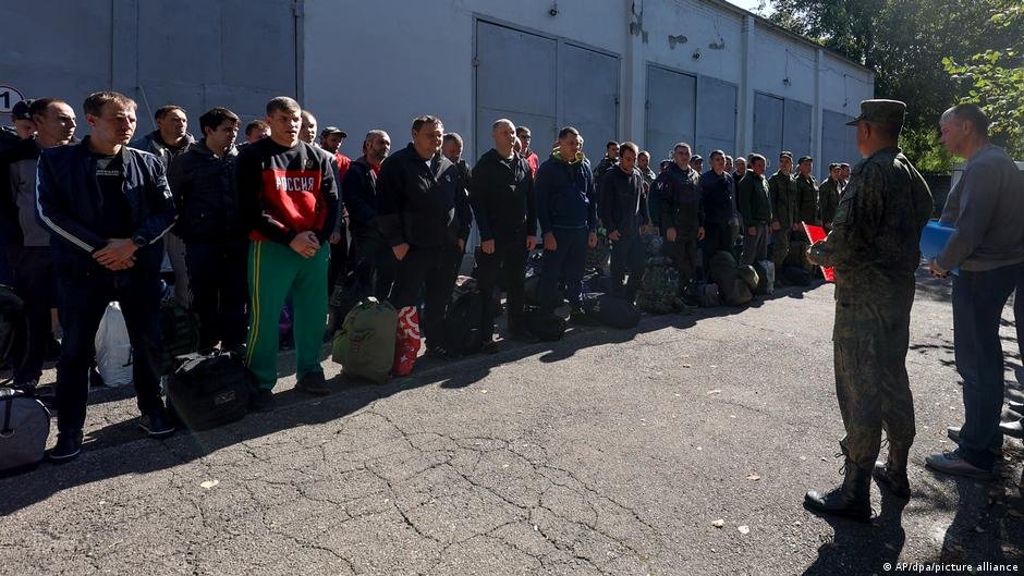 Over the past week reservists have been drafted also in remote regions in Russia | Photo: AP/dpa/picture-alliance