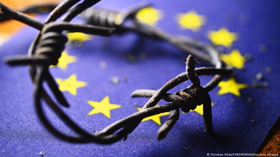 EU states want harsher penalties for people who ignore deportation orders | Photo: Christian Ohde/CHROMORANGE/picture alliance