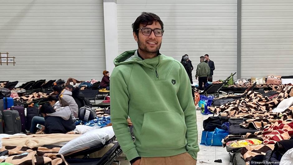 Student Raju Bhandari from Nepal is unsure how to proceed from Poland | Photo: Grzegorz Szymanowski/DW