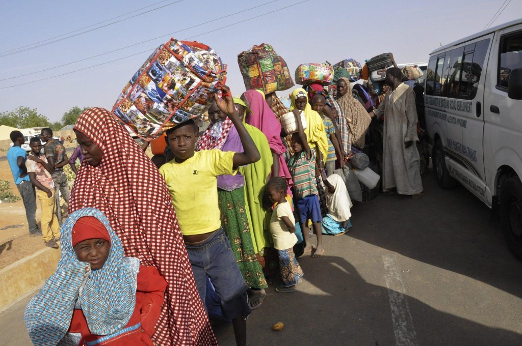 Nigerian refugees returning from Republic of Niger at a transit camp in Yobe, Nigeria | Photo: EPA/STR