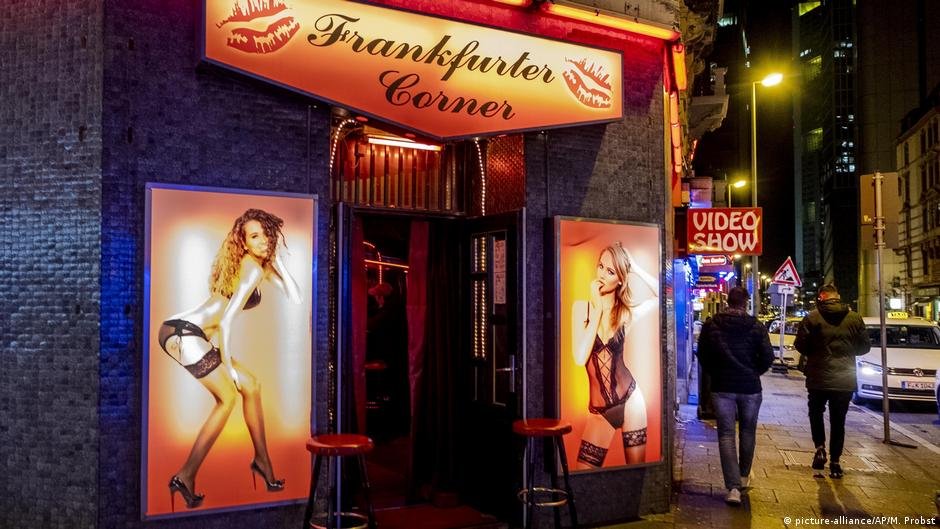Every sizeable town in Germany has a number of brothels, with many foreign women performing sex work at these establishments | Photo: picture-alliance/AP/M. Probst