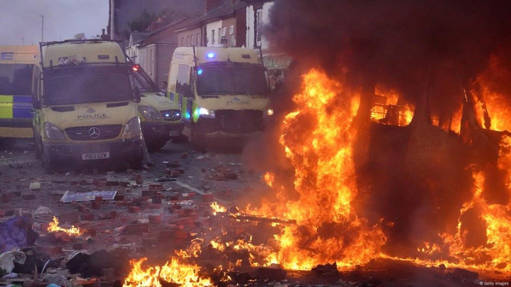 Riot police faced off with protesters after disorder broke out on July 30 in Southport | Photo: Getty Images